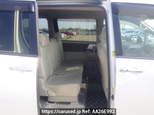 Buy Used 2009 Toyota Noah ZRR70W (AA26E992) - Carused.jp