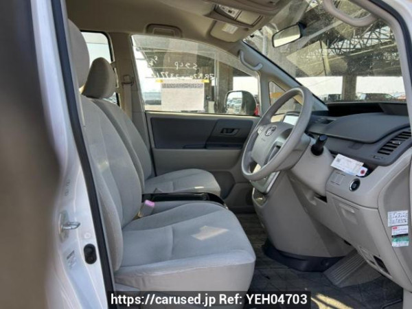 Used 2009 AT toyota noah ZRR70G Image[13]