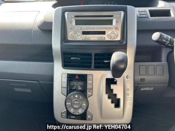 Used 2009 AT toyota noah ZRR70G Image[22]