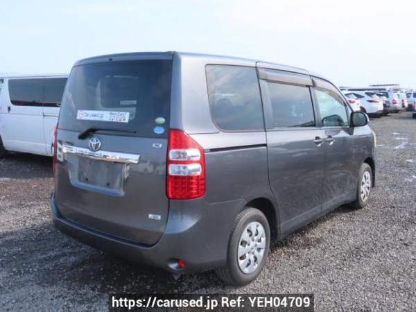 Used 2010 AT toyota noah ZRR70G Image[6]