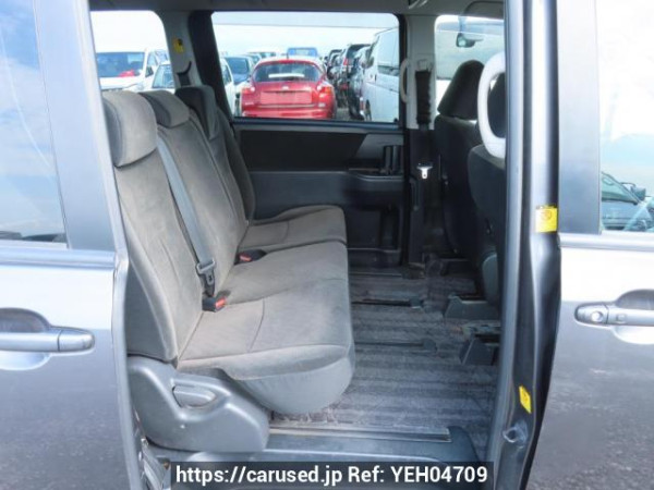 Used 2010 AT toyota noah ZRR70G Image[13]