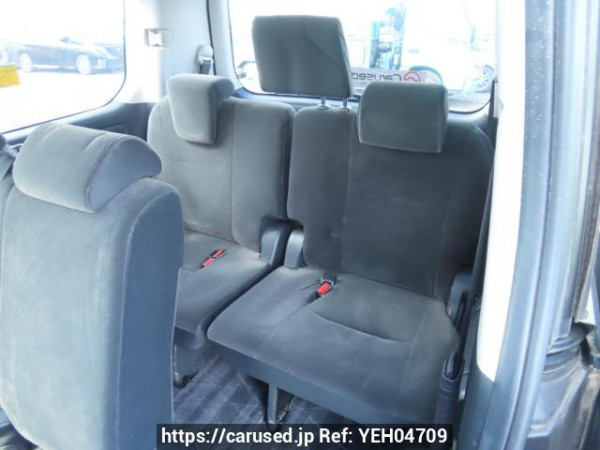 Used 2010 AT toyota noah ZRR70G Image[16]