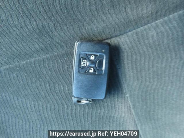 Used 2010 AT toyota noah ZRR70G Image[27]
