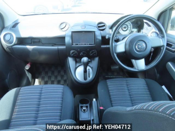 Used 2009 AT mazda demio DE3FS Image[16]