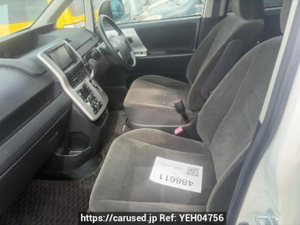 Used 2010 AT toyota noah ZRR70G Image[8]