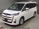 Toyota Noah MZRA95W