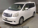 Toyota Noah ZRR70G