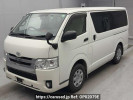 Toyota Regiusace Van TRH200V
