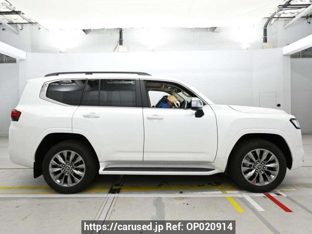 Buy Used 2025 Toyota Land Cruiser VJA300W (OP020914) - Carused.jp