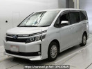 Toyota Voxy ZWR80G