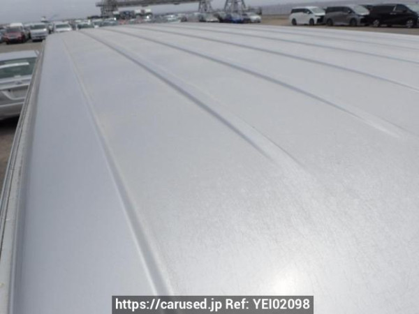 Used 2005 AT toyota regiusace-van KDH200V Image[8]