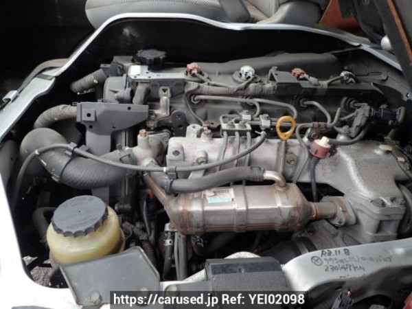 Used 2005 AT toyota regiusace-van KDH200V Image[10]