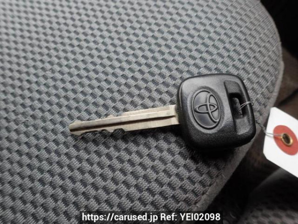 Used 2005 AT toyota regiusace-van KDH200V Image[25]
