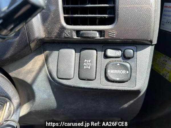 Used 2005 AT toyota wish ZNE14G Image[30]