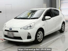 Toyota Aqua NHP10