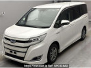 Toyota Noah ZWR80G