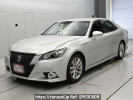 Toyota Crown Hybrid AWS210
