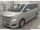 Toyota Noah ZRR80G