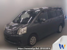 Toyota Noah ZRR70G