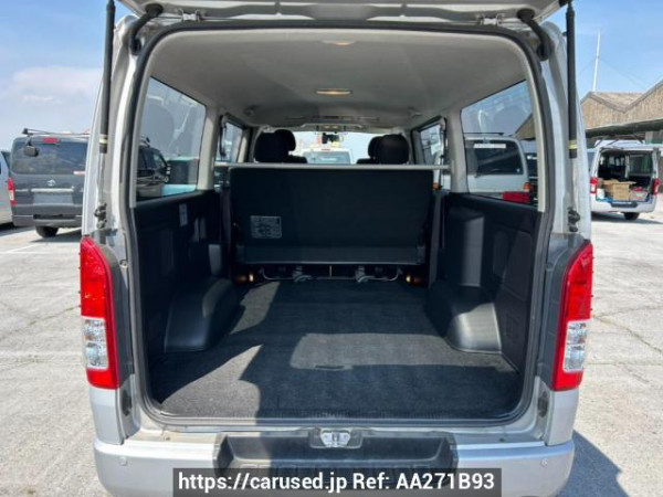 Used 2017 AT toyota regiusace-van TRH200V Image[8]