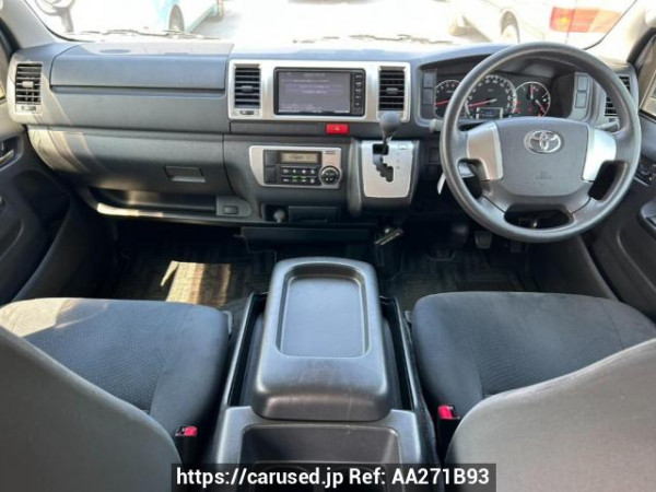 Used 2017 AT toyota regiusace-van TRH200V Image[16]