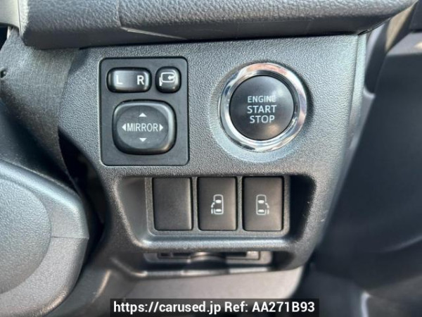 Used 2017 AT toyota regiusace-van TRH200V Image[26]