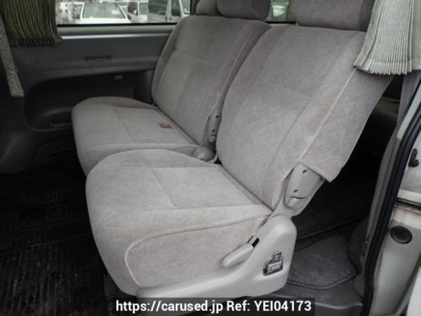 Used 2001 AT toyota regius-wagon RCH41W Image[14]