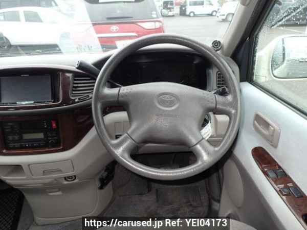 Used 2001 AT toyota regius-wagon RCH41W Image[18]