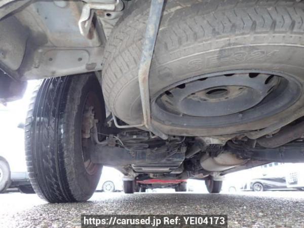 Used 2001 AT toyota regius-wagon RCH41W Image[38]