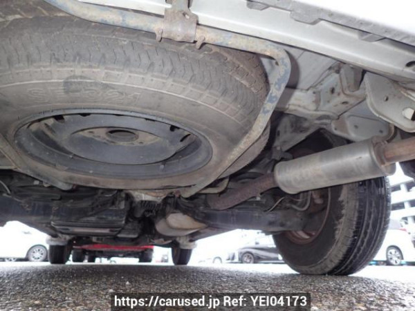 Used 2001 AT toyota regius-wagon RCH41W Image[40]