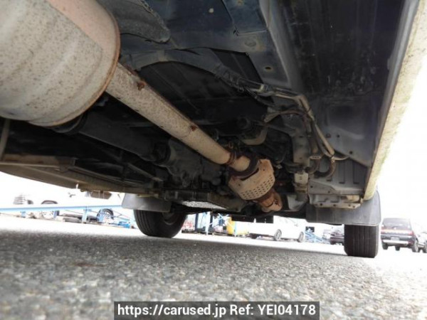 Used 2002 AT toyota hiace-commuter RZH125B Image[40]