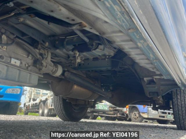 Used 2004 AT toyota hiace-van TRH112V Image[31]