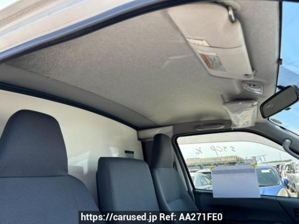 Used 2013 AT toyota hiace-van TRH200V Image[18]