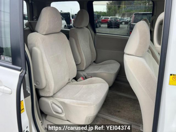 Used 2010 AT toyota noah ZRR70G Image[11]