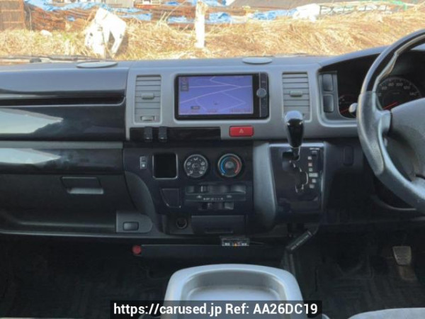 Used 2006 AT toyota regiusace-van KDH205V Image[19]