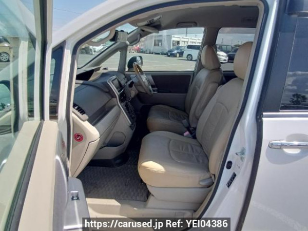 Used 2009 AT toyota noah ZRR70W Image[15]