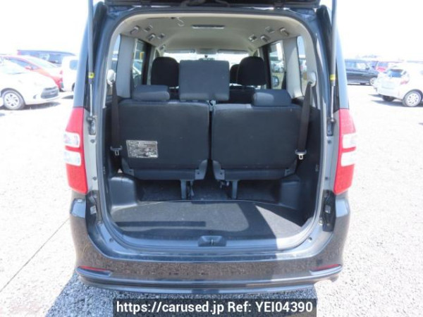 Used 2010 AT toyota noah ZRR70W Image[8]
