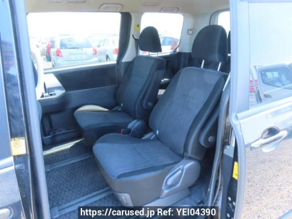 Used 2010 AT toyota noah ZRR70W Image[18]