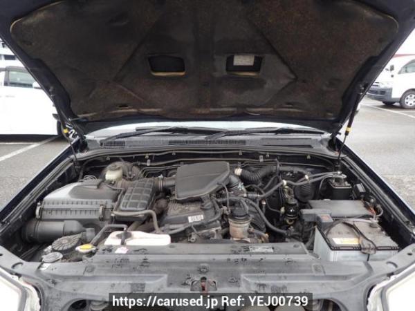 Used 2005 AT toyota hilux-surf TRN215W Image[9]