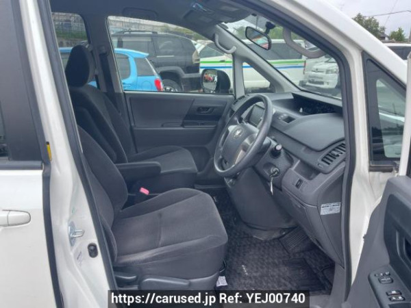 Used 2009 AT toyota voxy ZRR70G Image[8]