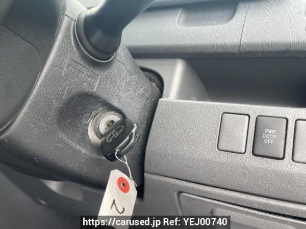 Used 2009 AT toyota voxy ZRR70G Image[16]