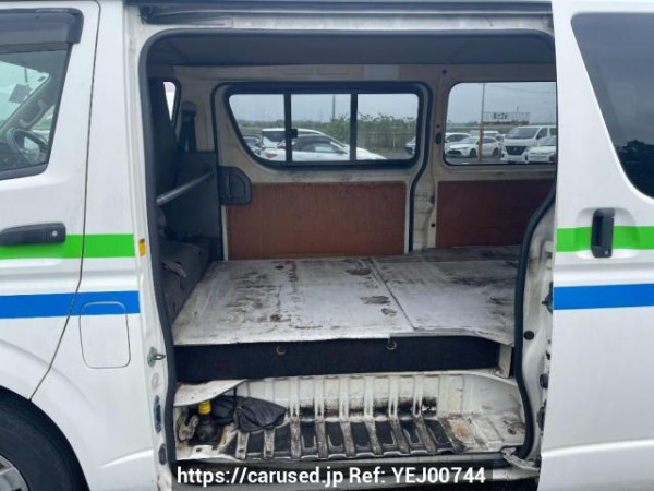 Used 2006 MT toyota hiace-van KDH200V Image[12]
