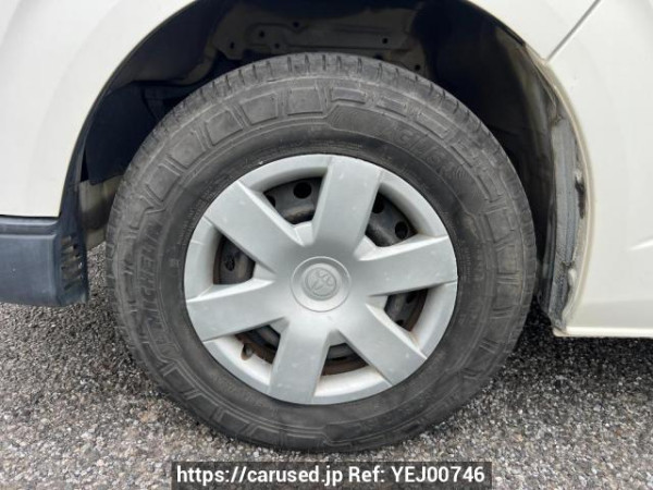 Used 2006 AT toyota regiusace-van KDH200V Image[16]