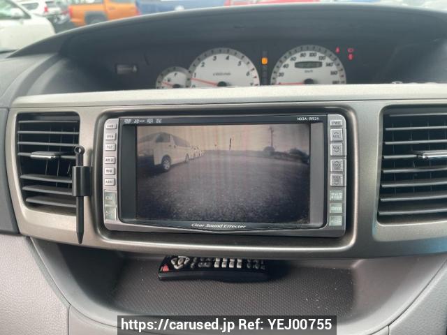 Buy Used 2003 Toyota Noah AZR60G (YEJ00755) - Carused.jp