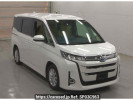 Toyota Noah ZWR90W