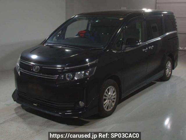 Used Toyota Voxy ZRR80 for sale - Japanese Used Cars Carused.jp