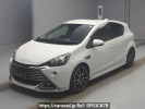 Toyota Aqua NHP10