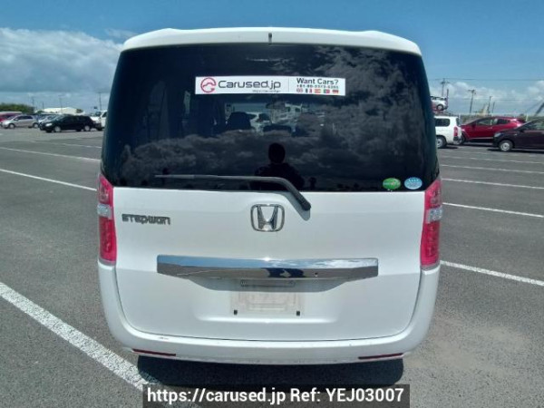 Used 2013 AT honda step-wgn RK1 Image[5]