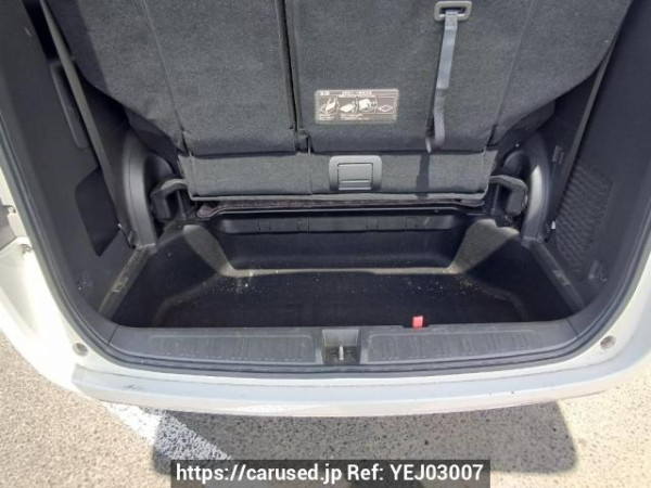 Used 2013 AT honda step-wgn RK1 Image[8]