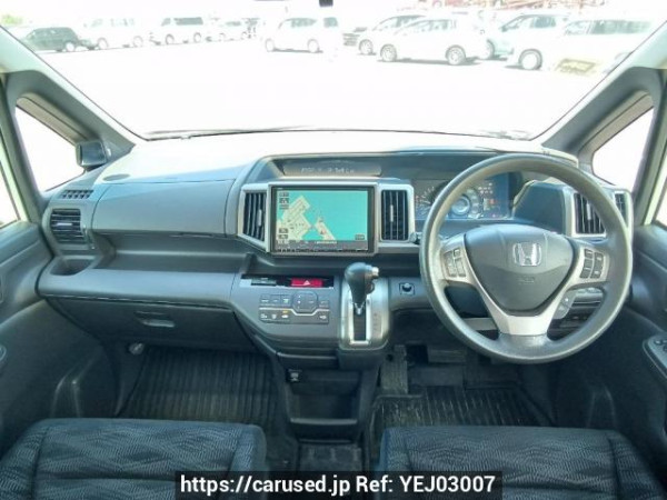 Used 2013 AT honda step-wgn RK1 Image[19]